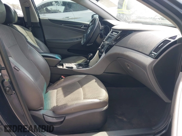 2014 Hyundai Sonata Limited with VIN 5NPEC4AB0EH935405, listed as a IAAI auction lot 41519802 with 159,707 mi miles and . Bid and sale history available at DreamBid. Image 5.