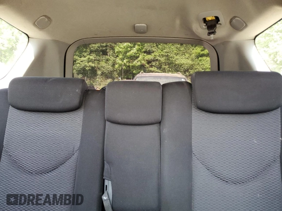 2008 Toyota RAV4 Sport with VIN JTMBD32VX86085915, listed as a Copart auction lot 60322185 with 143,247 mi miles and Clean title. Bid and sale history available at DreamBid. Image 10.