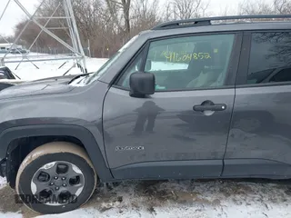 2017 Jeep Renegade Sport with VIN ZACCJBAB0HPG11643, listed as a IAAI auction lot 41604852 with 125,110 mi miles and . Bid and sale history available at carsss.com. Image 15.