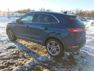 2017 Lincoln MKC Reserve with VIN 5LMTJ3DHXHUL03246, listed as a IAAI auction lot 41300071 with 125,326 mi miles. Bid and sale history available at carsss.com. Image 3.
