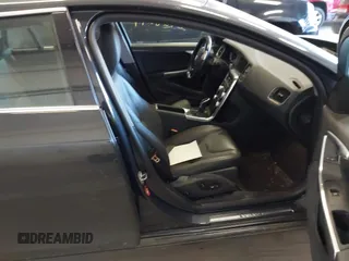 2015 Volvo V60 T5 Drive-E Premier with VIN YV140MEKXF1258073, listed as a IAAI auction lot 41428244 with 57,699 mi miles. Bid and sale history available at carsss.com. Image 5.