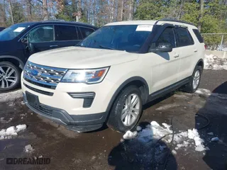 2018 Ford Explorer XLT with VIN 1FM5K8D81JGA18090, listed as a IAAI auction lot 41316187 with 136,199 mi miles. Bid and sale history available at carsss.com. Image 17.