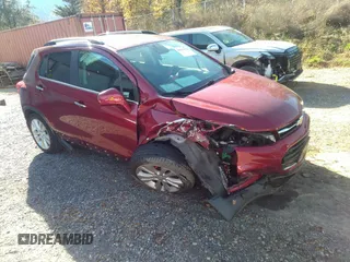 2018 Chevrolet Trax Premier with VIN 3GNCJRSB4JL176333, listed as a IAAI auction lot 40914154 with 66,689 mi miles. Bid and sale history available at carsss.com. Image 1.
