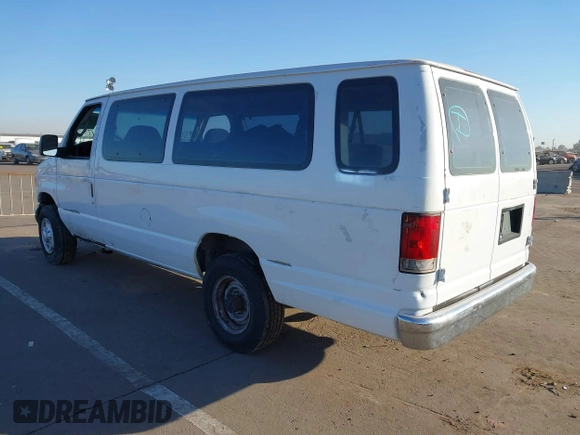 2007 Ford Econoline Passenger XL z VIN 1FBSS31L07DA47100, wystawiony jako IAAI lot #41054675 z przebiegiem 101 879 mil mil oraz . Historia ofert i sprzedaży dostępna na DreamBid. Obrazek 3.