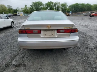 1997 Toyota Camry LE z VIN 4T1BG22K3VU819353, wystawiony jako Copart lot #58141275 z przebiegiem 32 935 mil mil oraz Czysty tytuł • Clean title. Historia ofert i sprzedaży dostępna na DreamBid. Obrazek 6.