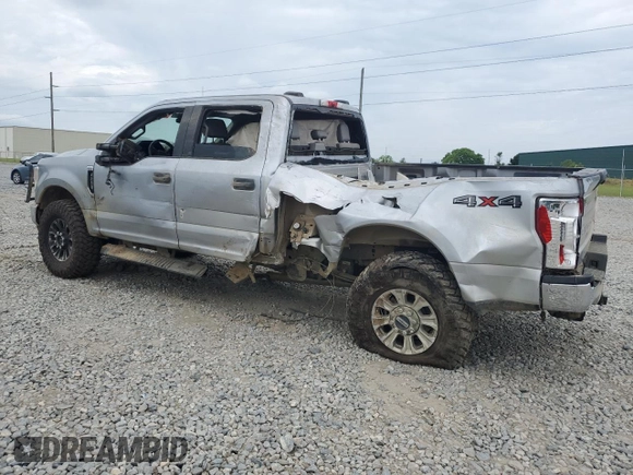 2020 Ford F-250 XL z VIN 1FT7W2B6XLEE81814, wystawiony jako Copart lot #56356235 z przebiegiem 106 361 mil mil oraz Szkoda całkowita • Salvage title. Historia ofert i sprzedaży dostępna na DreamBid. Obrazek 2.