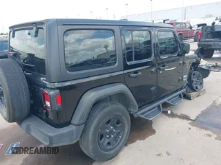2019 Jeep Wrangler Unlimited Sport S with VIN 1C4HJXDG9KW653488, listed as a IAAI auction lot 42275297 with Not provided miles and . Bid and sale history available at DreamBid. Image 4.