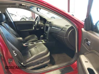 2011 Ford Fusion Hybrid with VIN 3FADP0L33BR155315, listed as a IAAI auction lot 41871715 with 197,345 mi miles. Bid and sale history available at carsss.com. Image 5.