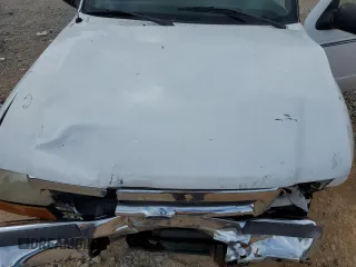 1998 Ford Ranger XL with VIN 1FTYR10U0WUC13727, listed as a Copart auction lot 53261175 with 128,117 mi miles and Salvage Title. Bid and sale history available at DreamBid. Image 11.