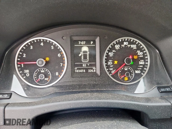 2017 Volkswagen Tiguan S с VIN WVGAV7AX6HK034093, выставлен на аукционе Copart как лот 58976965 с пробегом 103 474 миль миль и Списание • Salvage title. История ставок и продаж доступна на DreamBid. Изображение 9.