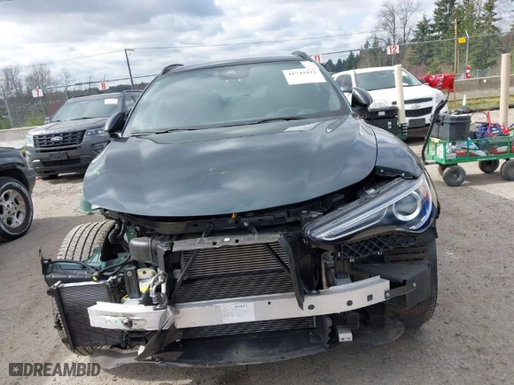 2020 Alfa Romeo Stelvio Ti with VIN ZASPAKBNXL7C75314, listed as a IAAI auction lot 41742922 with 34,620 mi miles. Bid and sale history available at carsss.com. Image 13.