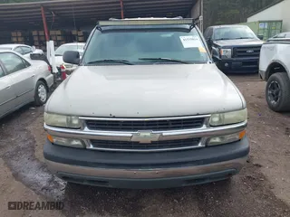 2003 Chevrolet Tahoe LS with VIN 1GNEC13V43R225216, listed as a IAAI auction lot 41535824 with 246,536 mi miles. Bid and sale history available at carsss.com. Image 6.