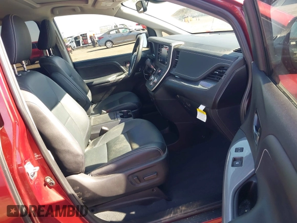 2020 Toyota Sienna SE with VIN 5TDXZ3DC8LS053685, listed as a IAAI auction lot 42304380 with 40,812 mi miles and . Bid and sale history available at DreamBid. Image 5.