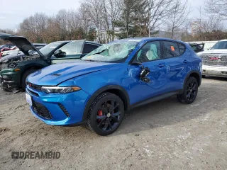 2024 Dodge Hornet GT z VIN ZACNDFAN3R3A36769, wystawiony jako Copart lot #88451055 z przebiegiem Nie podano mil oraz Szkody całkowita. Historia ofert i sprzedaży dostępna na DreamBid. Obrazek 1.