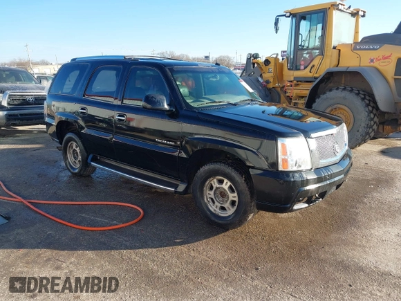 2003 Cadillac Escalade z VIN 1GYEK63N63R196238, wystawiony jako IAAI lot #41426210 z przebiegiem 296 853 mil mil oraz . Historia ofert i sprzedaży dostępna na DreamBid. Obrazek 1.