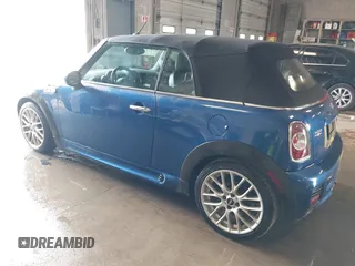2012 MINI Convertible S with VIN WMWZP3C54CT250336, listed as a IAAI auction lot 42444813 with Not provided miles and . Bid and sale history available at DreamBid. Image 3.