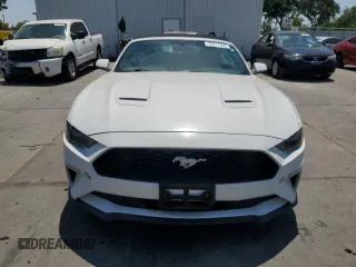 2020 Ford Mustang EcoBoost z VIN 1FATP8UH9L5111800, wystawiony jako Copart lot #59817955 z przebiegiem 79 304 mil mil oraz Czysty tytuł • Clean title. Historia ofert i sprzedaży dostępna na DreamBid. Obrazek 5.
