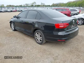2015 Volkswagen Jetta S с VIN 3VW2K7AJ5FM354165, выставлен на аукционе IAAI как лот 42145647 с пробегом 77 653 миль миль и . История ставок и продаж доступна на DreamBid. Изображение 3.