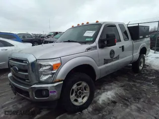 2012 Ford Super Duty F-250 SRW XL with VIN 1FT7X2B61CED13945, listed as a IAAI auction lot 41662333 with 196,509 mi miles. Bid and sale history available at carsss.com. Image 2.