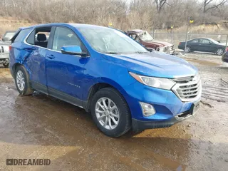 2019 Chevrolet Equinox LT with VIN 3GNAXUEV5KS565312, listed as a IAAI auction lot 41656617 with 32,826 mi miles. Bid and sale history available at carsss.com. Image 1.