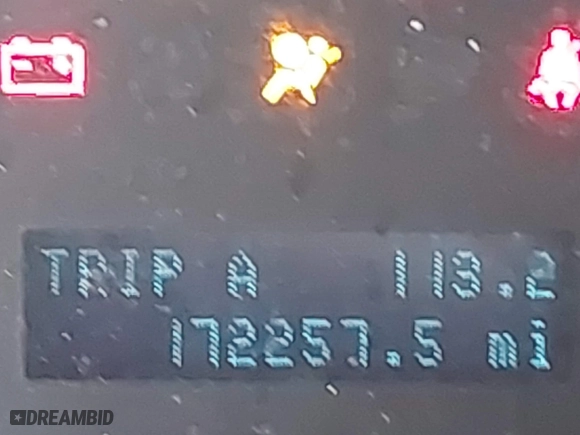 2010 Ford Escape XLT with VIN 1FMCU0DG3AKD28250, listed as a IAAI auction lot 41426617 with 172,257 mi miles. Bid and sale history available at carsss.com. Image 15.