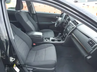 2017 Toyota Camry XLE with VIN 4T1BF1FK4HU268832, listed as a IAAI auction lot 41935869 with 169,584 mi miles. Bid and sale history available at carsss.com. Image 5.