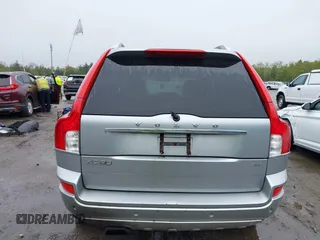 2013 Volvo XC90 Premier Plus с VIN YV4952CZ4D1639915, выставлен на аукционе IAAI как лот 42206226 с пробегом 191 653 миль миль и . История ставок и продаж доступна на DreamBid. Изображение 13.