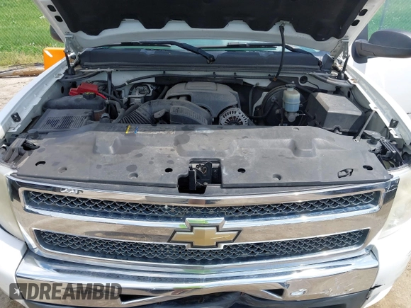 2011 Chevrolet Silverado 1500 LT with VIN 1GCRKSE30BZ169661, listed as a IAAI auction lot 42082818 with 234,384 mi miles and . Bid and sale history available at DreamBid. Image 10.