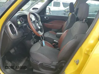 2014 FIAT 500L Trekking with VIN ZFBCFADH3EZ013560, listed as a Copart auction lot 58624435 with 161,669 mi miles and Non repairable. Bid and sale history available at DreamBid. Image 7.