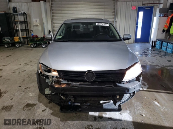 2012 Volkswagen Jetta Sedan SE w/Convenience & Sunroof PZEV with VIN 3VWBP7AJ6CM306185, listed as a Copart auction lot 44975285 with 104,472 mi miles and Clean Title. Bid and sale history available at carsss.com. Image 5.