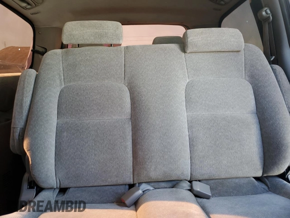 2004 Kia Sedona LX with VIN KNDUP131746573472, listed as a Copart auction lot 80593594 with 187,905 mi miles and Clean Title. Bid and sale history available at carsss.com. Image 10.
