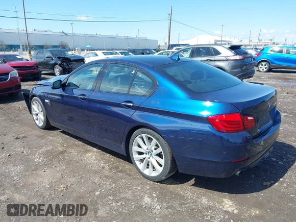 2012 BMW 5 Series 535i xDrive with VIN WBAFU7C57CDU57364, listed as a IAAI auction lot 41972047 with 150,000 mi miles. Bid and sale history available at carsss.com. Image 3.