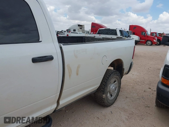 2022 Ram 2500 Tradesman with VIN 3C6UR5HJ8NG345403, listed as a IAAI auction lot 42555211 with 122,363 mi miles and . Bid and sale history available at DreamBid. Image 6.