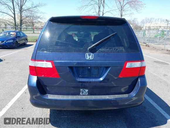 2007 Honda Odyssey LX with VIN 5FNRL38277B098798, listed as a IAAI auction lot 41998802 with 205,657 mi miles and . Bid and sale history available at carsss.com. Image 16.