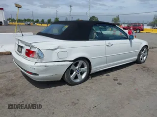 2004 BMW 3 Series 325Ci with VIN WBABW33474PL32549, listed as a IAAI auction lot 42120807 with 92,156 mi miles and . Bid and sale history available at carsss.com. Image 4.