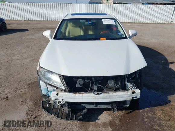 2013 Lexus ES 4dr Sdn with VIN JTHBK1GG0D2080128, listed as a IAAI auction lot 41780961 with 94,410 mi miles. Bid and sale history available at carsss.com. Image 13.