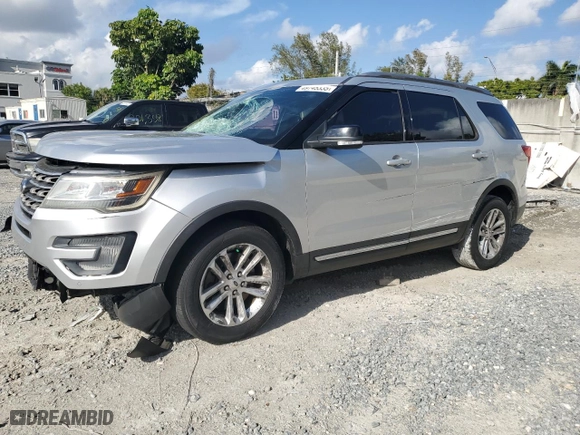 2017 Ford Explorer XLT with VIN 1FM5K7D80HGD78911, listed as a Copart auction lot 49745335 with 134,461 mi miles and Salvage Title. Bid and sale history available at carsss.com. Image 1.