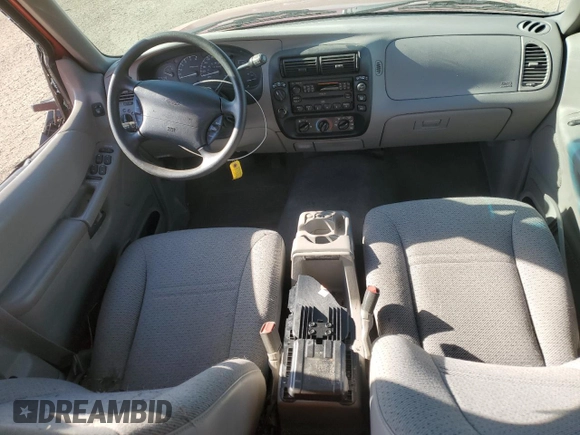 1999 Ford Explorer XL с VIN 1FMZU34X6XUC04398, выставлен на аукционе Copart как лот 54474995 с пробегом 31 640 миль миль и Списание • Salvage title. История ставок и продаж доступна на DreamBid. Изображение 8.