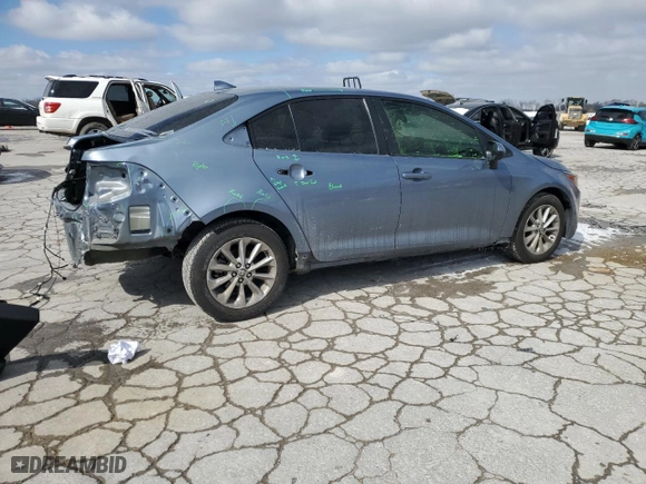 2022 Toyota Corolla LE with VIN JTDHPMAE5NJ206061, listed as a Copart auction lot 45222325 with 154,674 mi miles and Salvage Title. Bid and sale history available at carsss.com. Image 3.
