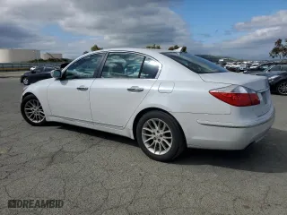 2011 Hyundai Genesis with VIN KMHGC4DE4BU132785, listed as a Copart auction lot 50999155 with 301,993 mi miles and Clean Title. Bid and sale history available at carsss.com. Image 2.