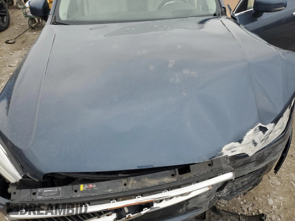 2019 Volvo XC90 Momentum with VIN YV4A22PK4K1472889, listed as a Copart auction lot 44148085 with 85,157 mi miles and Salvage Title. Bid and sale history available at carsss.com. Image 12.