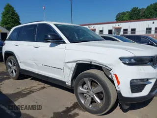 2022 Jeep Grand Cherokee Limited с VIN 1C4RJHBG3N8540707, выставлен на аукционе IAAI как лот 42176048 с пробегом Не указан миль и . История ставок и продаж доступна на DreamBid. Изображение 17.
