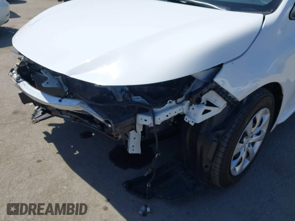 2024 Toyota Corolla LE with VIN JTDB4MEE9RJ016648, listed as a IAAI auction lot 42328776 with 25,915 mi miles and . Bid and sale history available at DreamBid. Image 6.