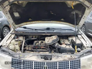 2007 Lincoln MKX z VIN 2LMDU88C27BJ13038, wystawiony jako IAAI lot #42342316 z przebiegiem Nie podano mil oraz . Historia ofert i sprzedaży dostępna na DreamBid. Obrazek 10.