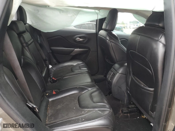 2019 Jeep Cherokee Latitude Plus with VIN 1C4PJLLB0KD226030, listed as a Copart auction lot 49159015 with 105,978 mi miles and Salvage Title. Bid and sale history available at carsss.com. Image 10.