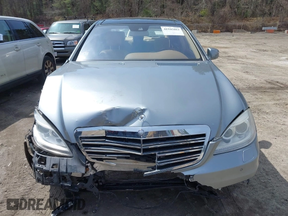 2012 Mercedes-Benz S 550 z VIN WDDNG9EB0CA477810, wystawiony jako IAAI lot #41945862 z przebiegiem 82 090 mil mil oraz . Historia ofert i sprzedaży dostępna na DreamBid. Obrazek 13.
