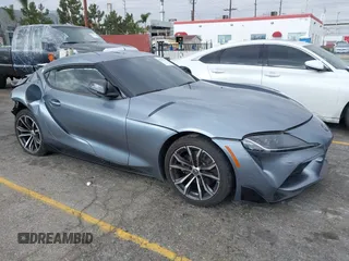 2021 Toyota GR Supra 2.0 with VIN WZ1DB2C07MW039661, listed as a IAAI auction lot 41331765 with 1 mi miles. Bid and sale history available at carsss.com. Image 1.