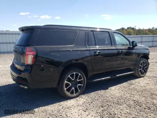 2023 Chevrolet Suburban RST with VIN 1GNSKEKL7PR237198, listed as a Copart auction lot 75116764 with 71,908 mi miles and Salvage Title. Bid and sale history available at carsss.com. Image 3.