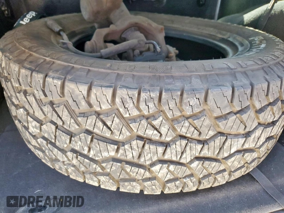2009 Jeep Wrangler X with VIN 1J4FA24189L776078, listed as a Copart auction lot 57902705 with 104,994 mi miles and Salvage title. Bid and sale history available at DreamBid. Image 13.