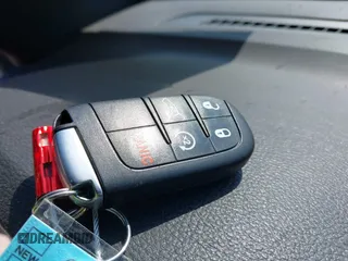 2022 Jeep Grand Cherokee Limited z VIN 1C4RJEBG3NC154302, wystawiony jako IAAI lot #42027851 z przebiegiem 35 536 mil mil oraz . Historia ofert i sprzedaży dostępna na DreamBid. Obrazek 11.